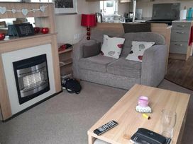 Blue Dolphin Holiday Park - Holiday Accommodation 12986 - North Yorkshire (incl. Whitby) - 1185279 - thumbnail photo 4
