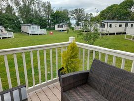 Blue Dolphin Holiday Park - Holiday Accommodation 12986 - North Yorkshire (incl. Whitby) - 1185279 - thumbnail photo 11