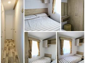 Quay West Holiday Park - Holiday Accommodation 12990 - Mid Wales - 1185281 - thumbnail photo 6