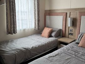 Flamingo Land Holiday Park - Holiday Accommodation 13002 - North Yorkshire (incl. Whitby) - 1185283 - thumbnail photo 5