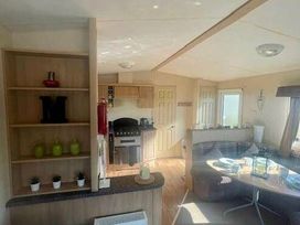 Lyons Robin Hood - Holiday Accommodation 13016 - North Wales - 1185285 - thumbnail photo 2