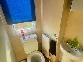 Lyons Robin Hood - Holiday Accommodation 13016 - North Wales - 1185285 - thumbnail photo 7