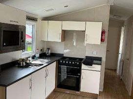 Seton Sands Caravan Park - Holiday Accommodation 13019 - Scottish Lowlands - 1185287 - thumbnail photo 11