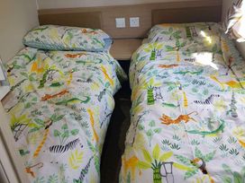 Kelling Heath Holiday Park - Holiday Accommodation 13021 - Norfolk - 1185288 - thumbnail photo 9