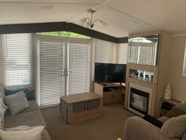 Church Farm Holiday Village - Holiday Accommodation 13031 - Hampshire - 1185290 - thumbnail photo 1
