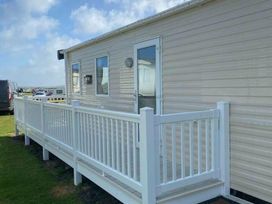 Harlyn Sands - Holiday Accommodation 13043 - Cornwall - 1185294 - thumbnail photo 2