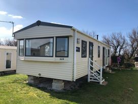 Harlyn Sands - Holiday Accommodation 13081 - Cornwall - 1185300 - thumbnail photo 1