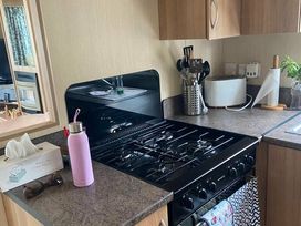 Harlyn Sands - Holiday Accommodation 13081 - Cornwall - 1185300 - thumbnail photo 7