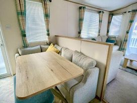Barmouth Bay Holiday Village - Holiday Accommodation 13122 - Mid Wales - 1185301 - thumbnail photo 2