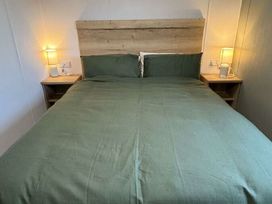 Littlesea Holiday Park - Holiday Accommodation 13127 - Dorset - 1185302 - thumbnail photo 3