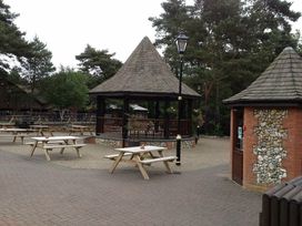 Kelling Heath Holiday Park - Holiday Accommodation 13133 - Norfolk - 1185303 - thumbnail photo 12
