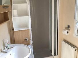 Swanage Bay View - Holiday Accommodation 1314 - Dorset - 1185304 - thumbnail photo 11