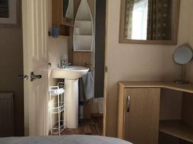 Swanage Bay View - Holiday Accommodation 1314 - Dorset - 1185304 - thumbnail photo 12
