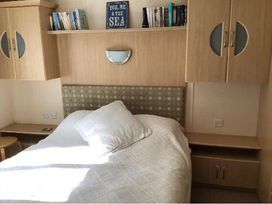 Swanage Bay View - Holiday Accommodation 1314 - Dorset - 1185304 - thumbnail photo 13