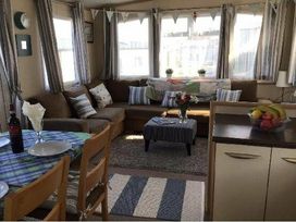Swanage Bay View - Holiday Accommodation 1314 - Dorset - 1185304 - thumbnail photo 15