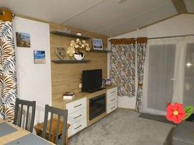 Waterside, Paignton - Holiday Accommodation 13148 - Devon - 1185305 - thumbnail photo 5