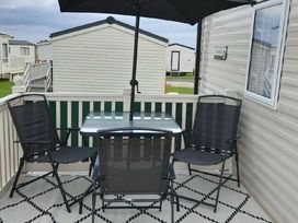 Primrose Valley Holiday Park - Holiday Accommodation 13209 - North Yorkshire (incl. Whitby) - 1185310 - thumbnail photo 11