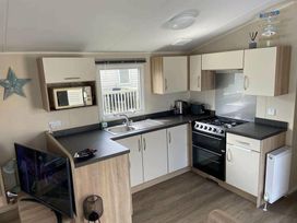 Coastfield Holiday Village - Holiday Accommodation 13238 - Lincolnshire - 1185311 - thumbnail photo 6