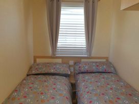 Lyons Robin Hood - Holiday Accommodation 13241 - North Wales - 1185312 - thumbnail photo 8