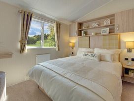 Waterside Bowleaze Cove Holiday Park - Holiday Accommodation 1326 - Dorset - 1185316 - thumbnail photo 3