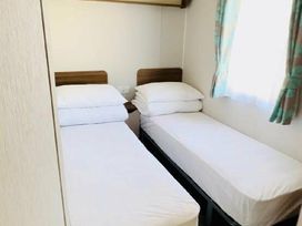 Butlins Minehead - Holiday Accommodation 13288 - Devon - 1185319 - thumbnail photo 12