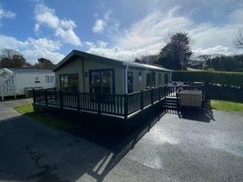 White Acres Holiday Park - Holiday Accommodation 13292 - Cornwall - 1185320 - thumbnail photo 1