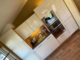 White Acres Holiday Park - Holiday Accommodation 13292 - Cornwall - 1185320 - thumbnail photo 8