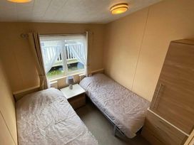 White Acres Holiday Park - Holiday Accommodation 13292 - Cornwall - 1185320 - thumbnail photo 11