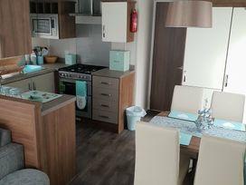 Butlins Minehead - Holiday Accommodation 133 - Devon - 1185322 - thumbnail photo 2