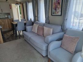 Burnham-on-Sea Holiday Park - Holiday Accommodation 13315 - Devon - 1185325 - thumbnail photo 4