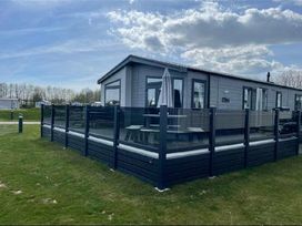 Southview Holiday Park - Holiday Accommodation 13322 - Lincolnshire - 1185326 - thumbnail photo 10