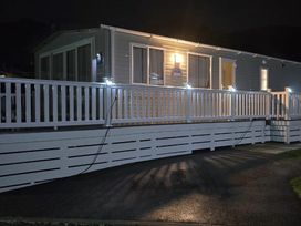 Penally Court - Holiday Accommodation 13362 - South Wales - 1185330 - thumbnail photo 3