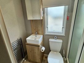 Penally Court - Holiday Accommodation 13362 - South Wales - 1185330 - thumbnail photo 15