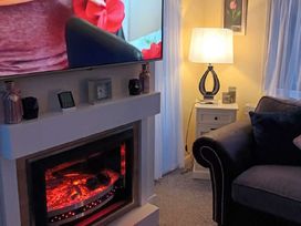 Oakdene Forest Park - Holiday Accommodation 13402 - Hampshire - 1185338 - thumbnail photo 9