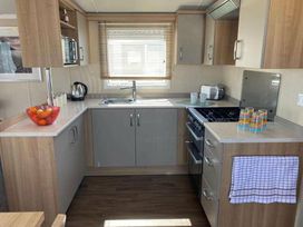 Greenacres Holiday Park - Holiday Accommodation 13413 - North Wales - 1185339 - thumbnail photo 2