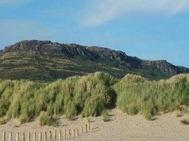 Greenacres Holiday Park - Holiday Accommodation 13413 - North Wales - 1185339 - thumbnail photo 16