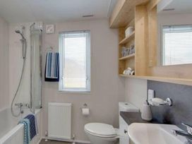 Romney Sands Holiday Park - Holiday Accommodation 13438 - Kent & Sussex - 1185342 - thumbnail photo 11
