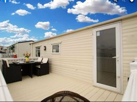 Cayton Bay Caravan Park - Holiday Accommodation 13460 - North Yorkshire (incl. Whitby) - 1185346 - thumbnail photo 1