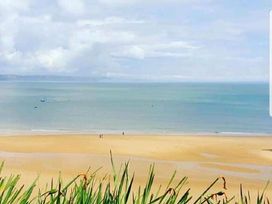 Kiln Park Holiday Park - Holiday Accommodation 13482 - South Wales - 1185347 - thumbnail photo 18