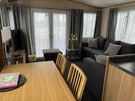 Hoburne Devon Bay - Holiday Accommodation 13506 - Devon - 1185350 - thumbnail photo 5