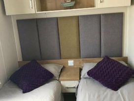 Quay West Holiday Park - Holiday Accommodation 13526 - Mid Wales - 1185352 - thumbnail photo 8
