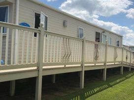 Crimdon Dene Holiday Park - Holiday Accommodation 13530 - Yorkshire Dales - 1185353 - thumbnail photo 2