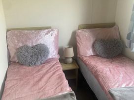 Crimdon Dene Holiday Park - Holiday Accommodation 13531 - Yorkshire Dales - 1185354 - thumbnail photo 7