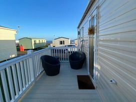 Crimdon Dene Holiday Park - Holiday Accommodation 13531 - Yorkshire Dales - 1185354 - thumbnail photo 11