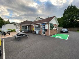 Forest Edge Holiday Park - Holiday Accommodation 13536 - Hampshire - 1185355 - thumbnail photo 11