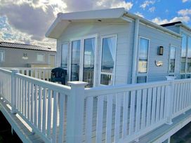 Sandy Bay Holiday Park - Holiday Accommodation 13556 - Northumberland - 1185356 - thumbnail photo 2