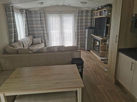 Ladram Bay Holiday Park - Holiday Accommodation 13564 - Devon - 1185357 - thumbnail photo 8