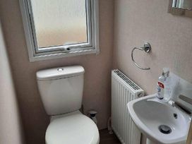 Ladram Bay Holiday Park - Holiday Accommodation 13564 - Devon - 1185357 - thumbnail photo 12