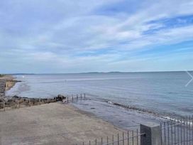 Pendine Sands - Holiday Accommodation 13567 - South Wales - 1185358 - thumbnail photo 15