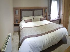 Broadland Sands - Holiday Accommodation 13601 - Suffolk & Essex - 1185364 - thumbnail photo 3